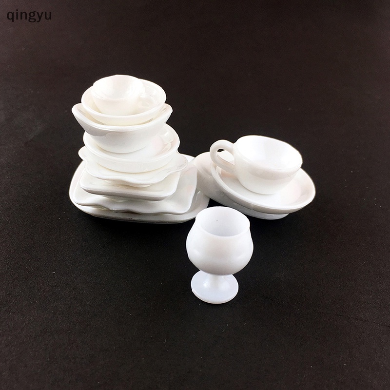 Set 12 Đĩa Trắng 1: 12 Dùng Để Trang Trí Nhà Búp Bê