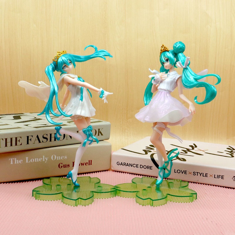 Đồ trang trí Nhân Vật Hatsune Miku Kỉ Niệm Lần Thứ 15