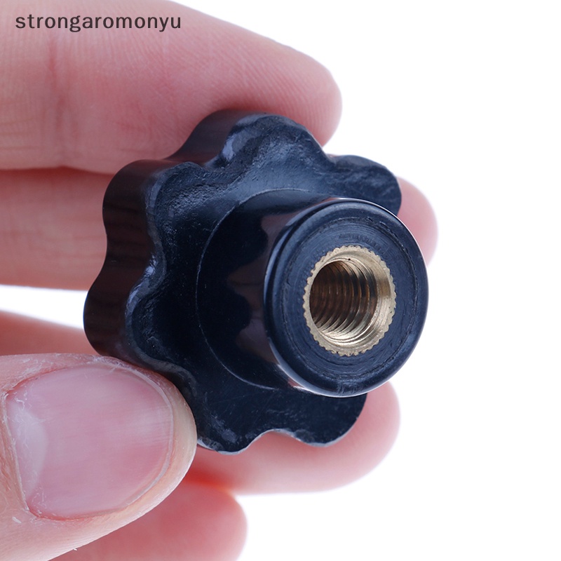 Núm Vặn Bằng Nhựa M4 / M5 / M6 / M8 Hình Ngôi Sao