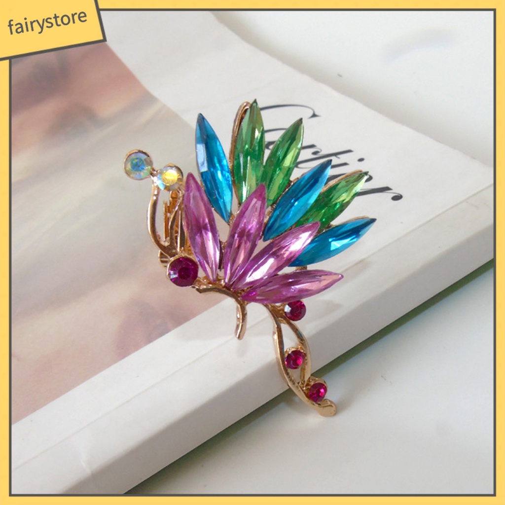 1 Khuyên Kẹp Vành Tai Hình Bướm Đính Pha Lê Giả Nhiều Màu Sắc Lấp Lánh Cho Cô Dâu