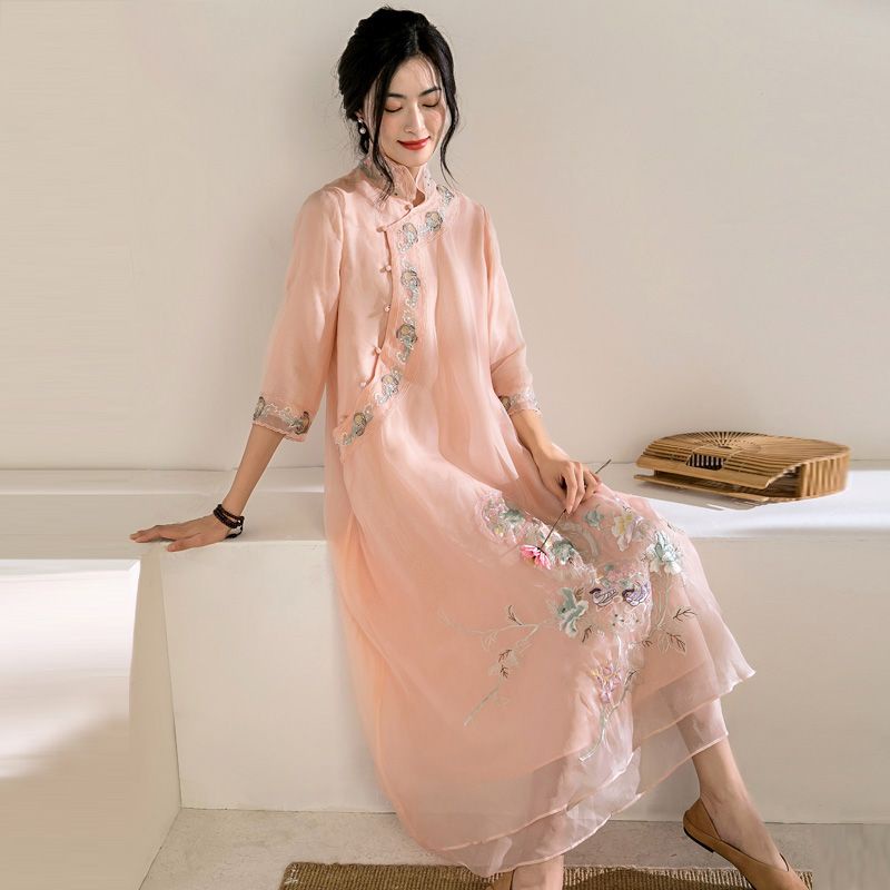 Đầm Sườn Xám Cách Tân Dáng Dài Vải Voan Thêu Họa Tiết Thiết Kế Cỡ Lớn Thời Trang Cao Cấp