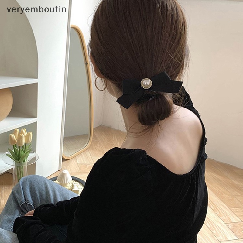 Dây Buộc Tóc Cao Su Bọc Nhung Màu Đen Đính Hạt Ngọc Trai Đơn Giản