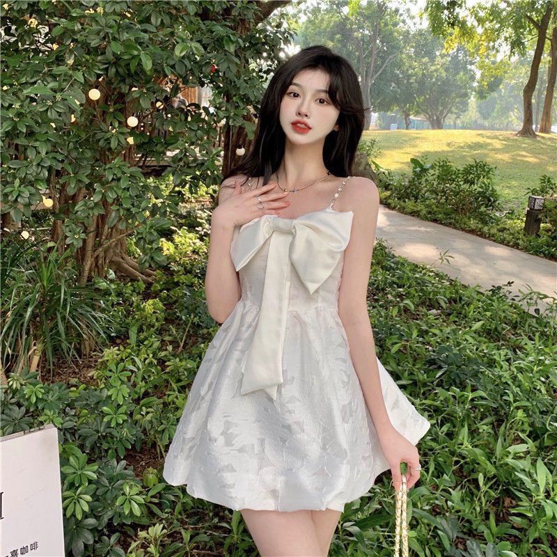 Đầm Hai Dây Mùa Hè 2023 Thiết Kế Ba Chiều Thắt Nơ Nhỏ Phong Cách Mới Cho Nữ