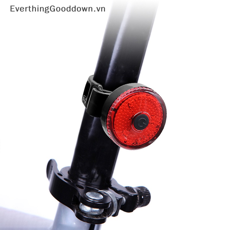 Đèn LED Tín Hiệu Thông Minh Gắn Đuôi Xe Đạp Leo Núi Kèm Điều Khiển Từ Xa