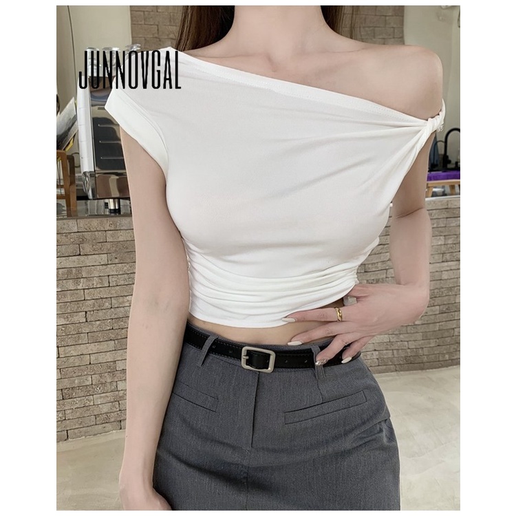 Áo nữ JUNNOVGAL tay ngắn trễ vai eo cao màu trơn thời trang mới 2023
