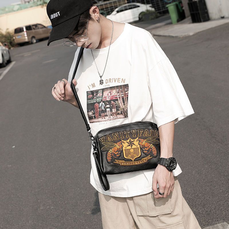 Túi Da Đeo Chéo Một Bên Vai Thêu Họa Tiết Phong Cách Hàn Quốc Cho Nam