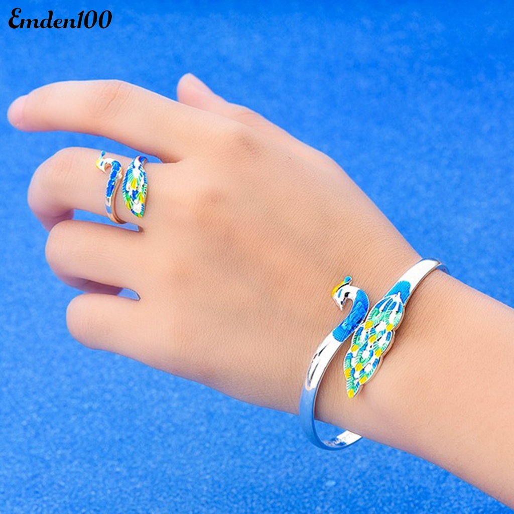 Vòng Tay Kèm Nhẫn Hình Chim Công Thời Trang