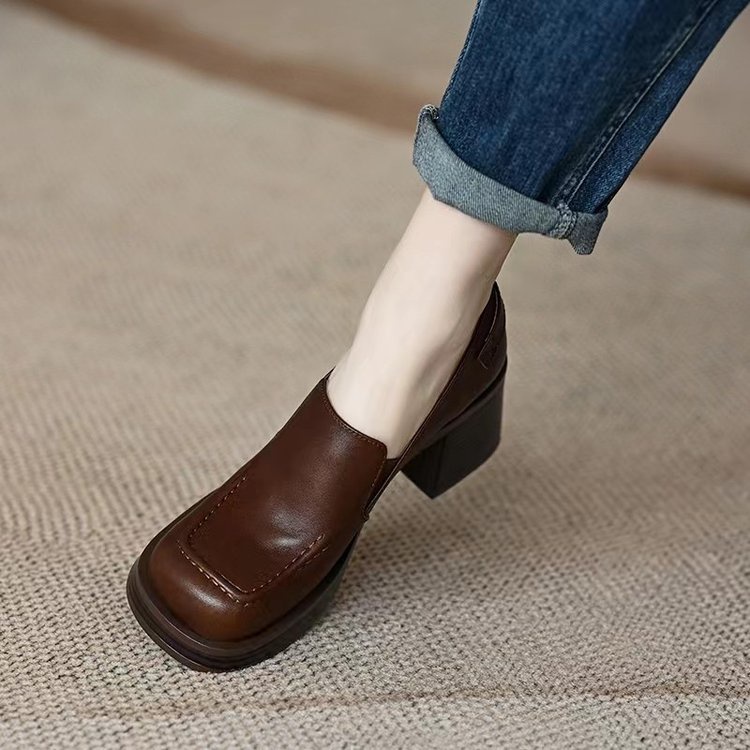 Giày Bốt Cao Gót Mũi Tròn Thời Trang Cá Tính