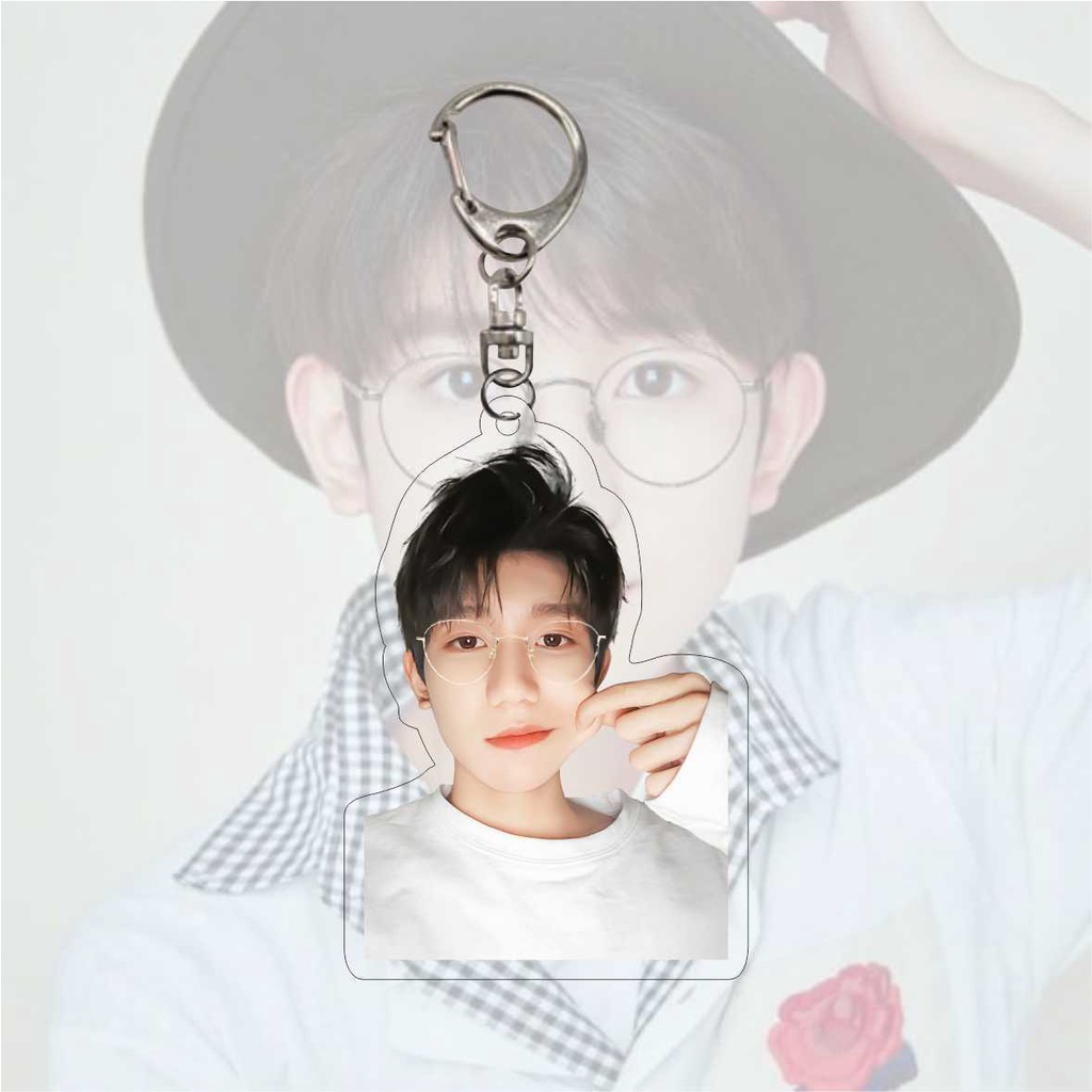 Móc Khóa Acrylic Hình Nhóm Nhạc Tfboys