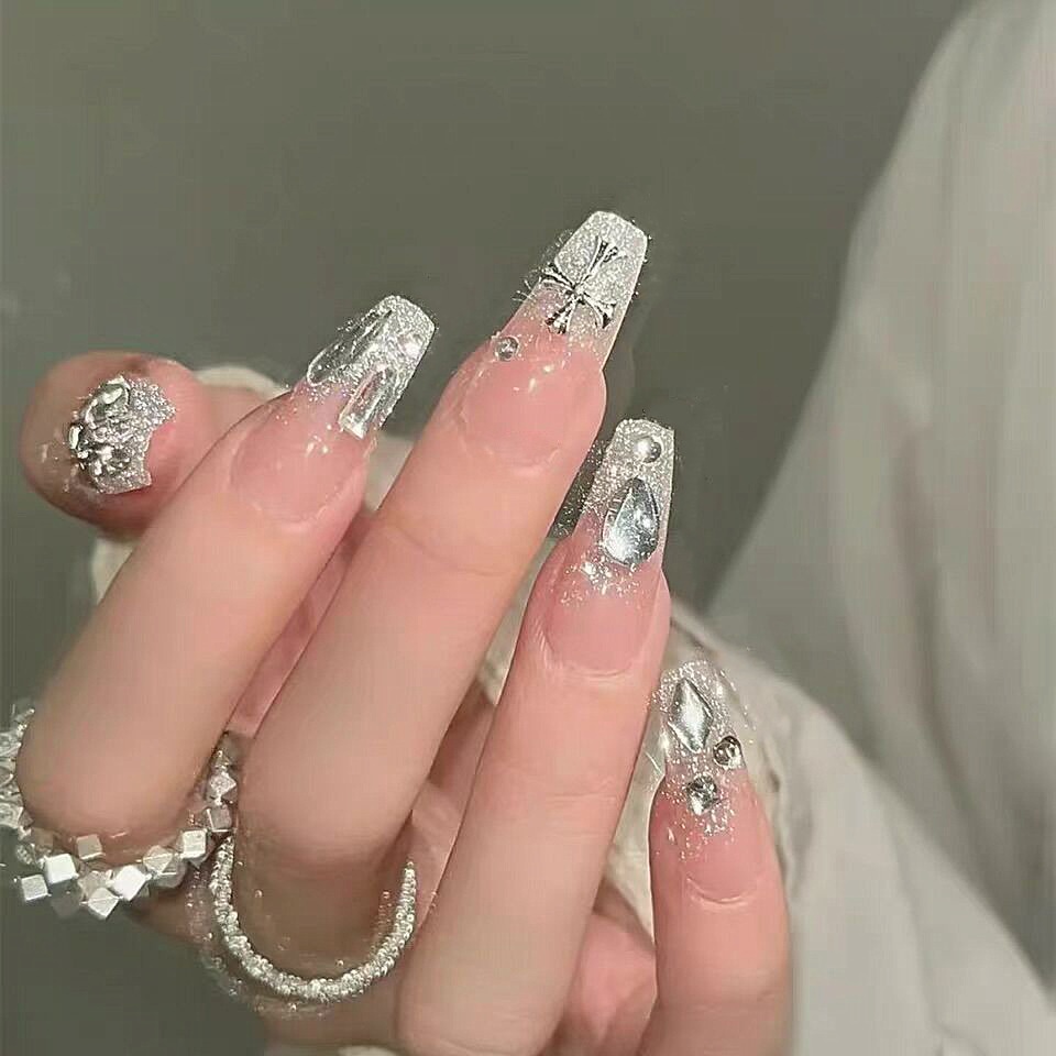 Kim Cương Nhân Tạo Hình Quạ Đính Móng Tay Gãy Có Thể Đeo Lại ins Màu Hồng