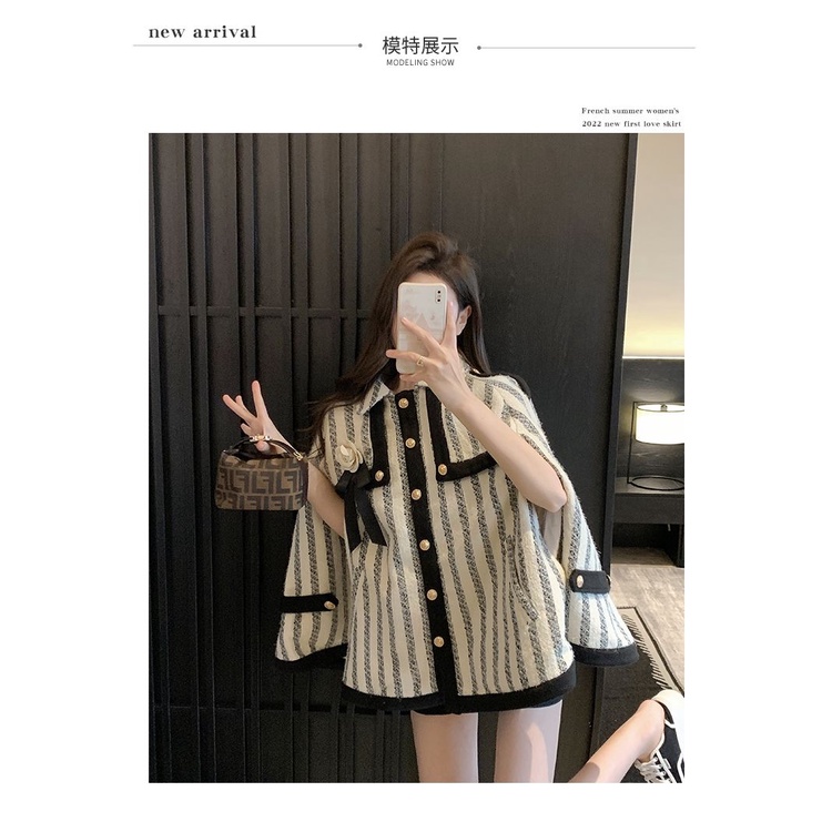 Áo Khoác Phong Cách Niche Celebrity Phối Màu Tương Phản Thời Trang Thu Đông 2022 Mới Cho Nữ