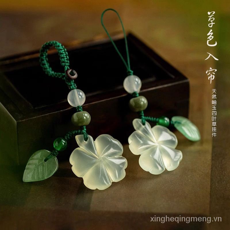 Lucky Clover car key chain pendant Lucky Clover amulet mobile phone chain couple pendant pendant pendant