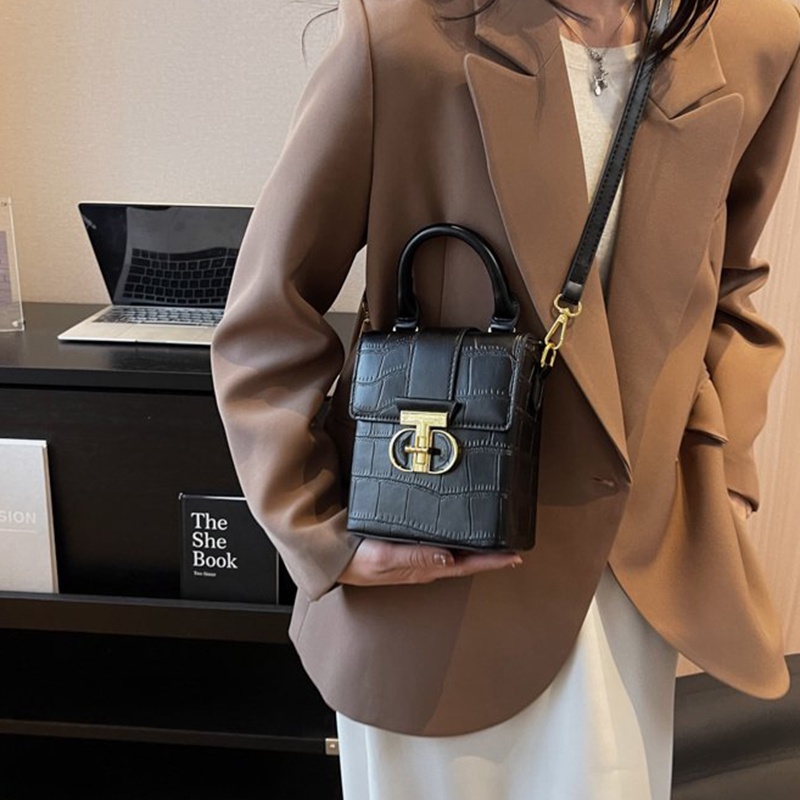 Túi Đeo Chéo Đựng Điện Thoại Đơn Giản Thời Trang Nhật Hàn Dành Cho Nữ