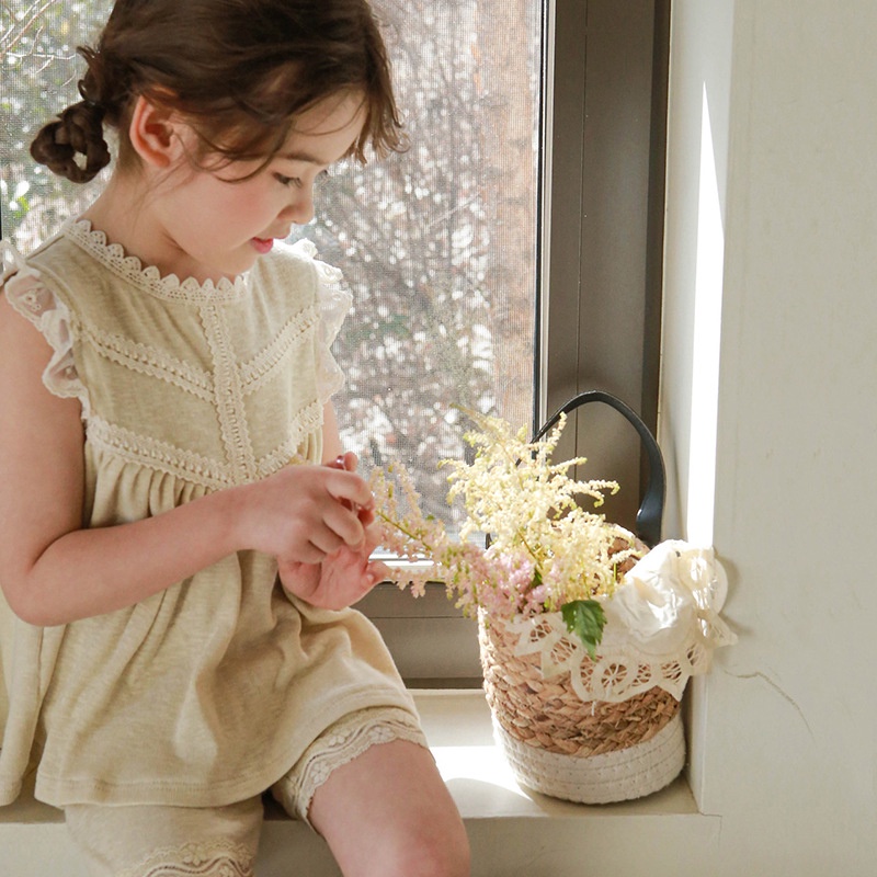 Áo Thun Không Tay Phối Ren Họa Tiết Dâu Tây Phong Cách Hàn Quốc Thời Trang Mùa Hè 2023 Dành Cho Bé Gái