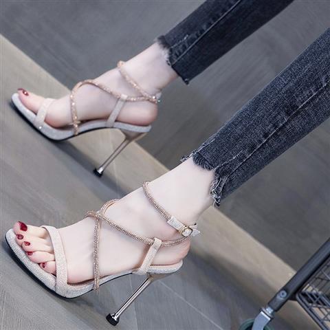 [Hàng Có Sẵn] Sandal Cao Gót Dây Đan Chéo Phong Cách Mới 2023