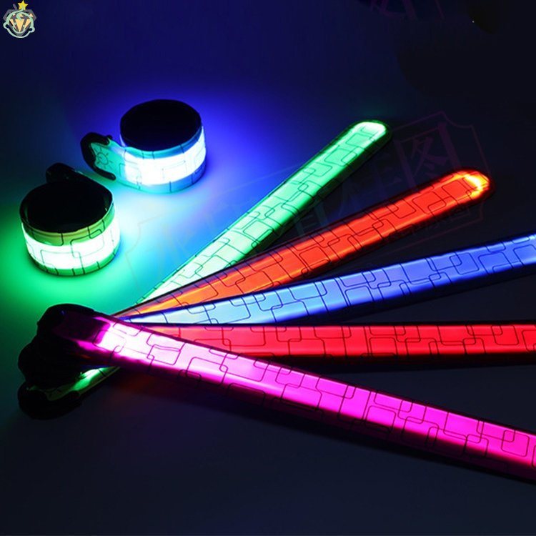 Pat Với Tay Áo Đèn LED Dạ Quang Nhấn Nóng Ban Đêm Ngoài Trời Tiệc Tùng Với Đạo Cụ Cổ Vũ CRTVN