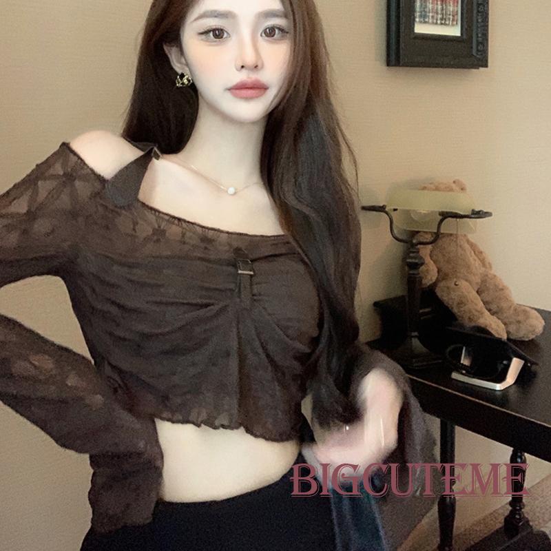 [] - Áo Thun Crop Top Tay Dài Phối Lưới Mỏng Xuyên Thấu Có Khóa Cài Phía Trước