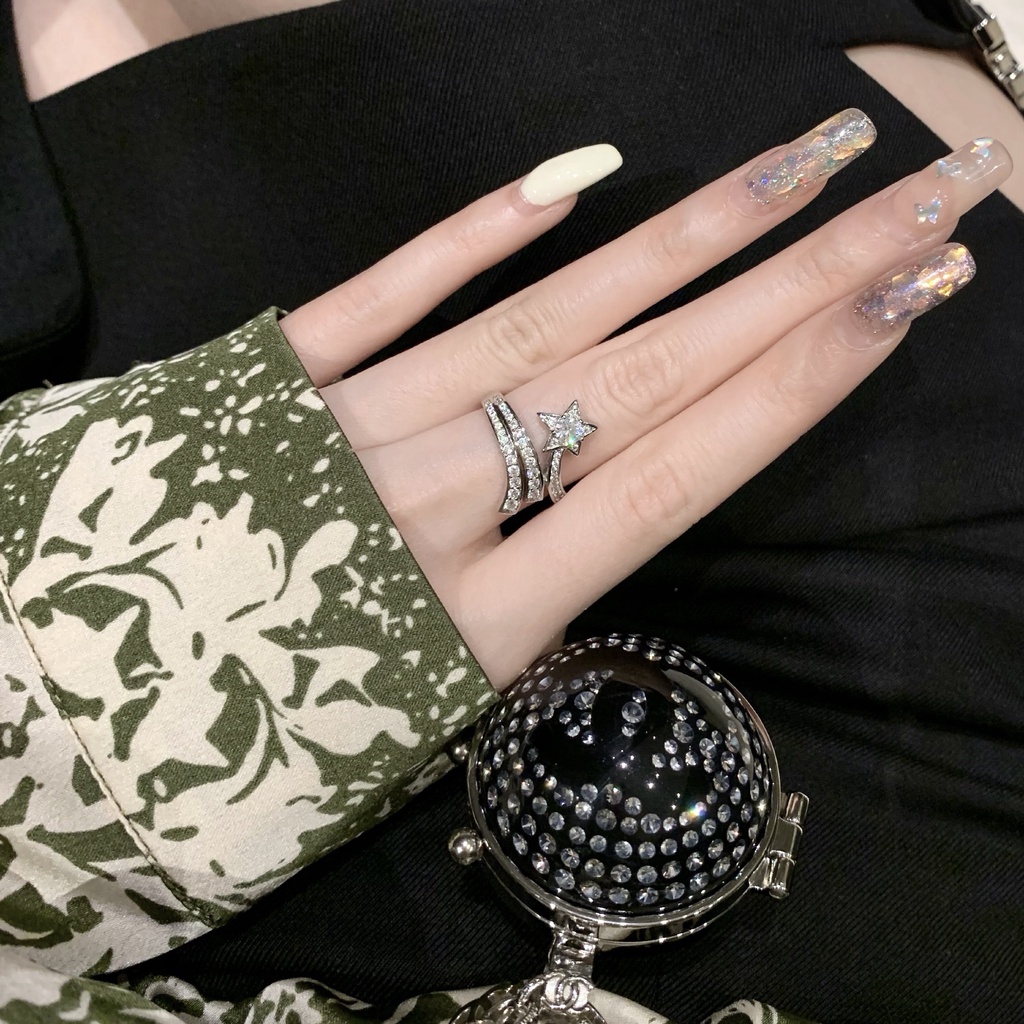 Nhẫn Hình Ngôi Sao Đính Kim Cương Nhân Tạo Tinh Tế Thời Trang Hàn Quốc Cho Nữ