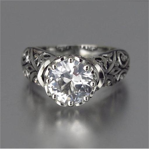 Nhẫn Mạ Vàng Trắng 18K Đính Đá Sang Trọng