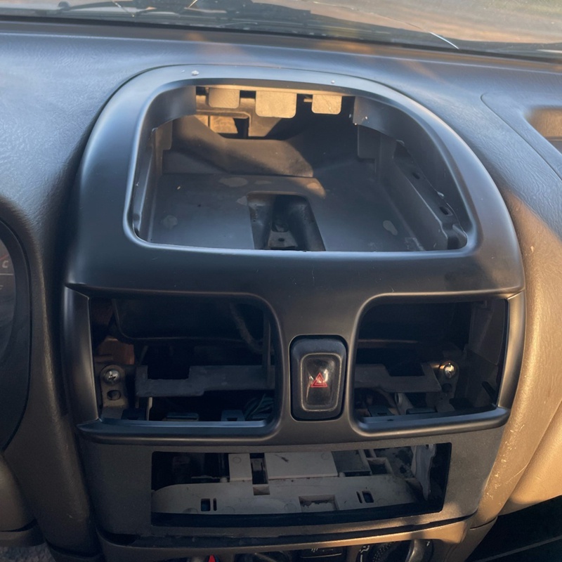 Bộ Khung Viền Bảng Điều Khiển Fascia Cho NISSAN SENTRA 2001-2006