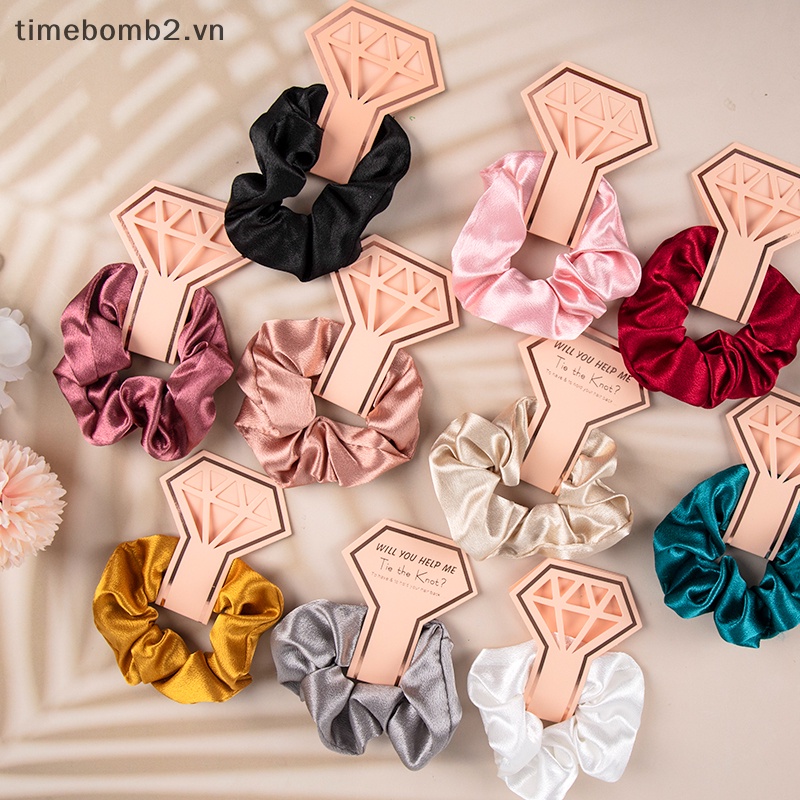 1 Dây Buộc Tóc Làm Quà Tặng Cho Cô Dâu Trong Tiệc Cưới