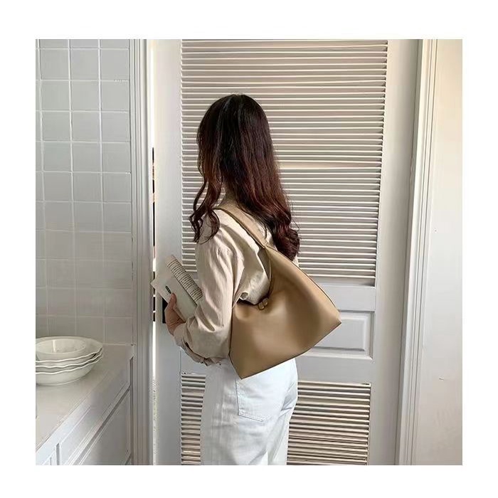 Túi Xách Da Mềm Màu Trà Sữa Phong Cách Retro Hàn Quốc