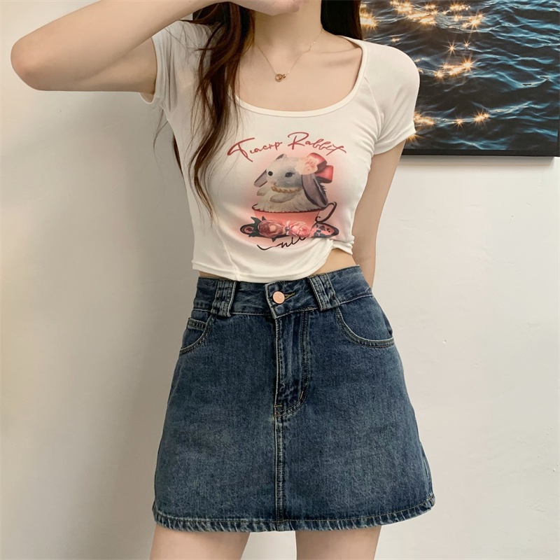 Áo Thun Croptop Ngắn Tay In Họa Tiết Thỏ Và Ly Trà Sữa Ngọt Ngào Dễ Thương Cho Nữ