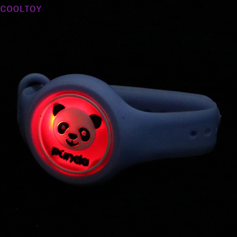 Quạt mini sạc usb Đeo Tay Họa Tiết Hoạt Hình Dễ Thương Cho Bé