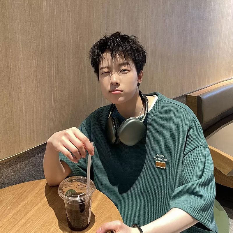 Áo Thun Nam Tay Ngắn Có Thêu Chữ Thời Trang Phong Cách