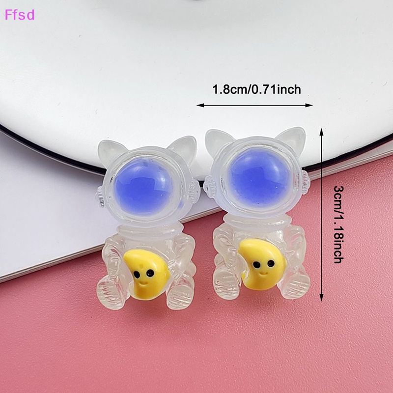 {Ffsd} Set 10 Đồ Chơi Slime Resin Trong Suốt Màu Xanh Dương Phát Sáng Hình Phi Hành Gia Vũ Trụ Đáng Yêu