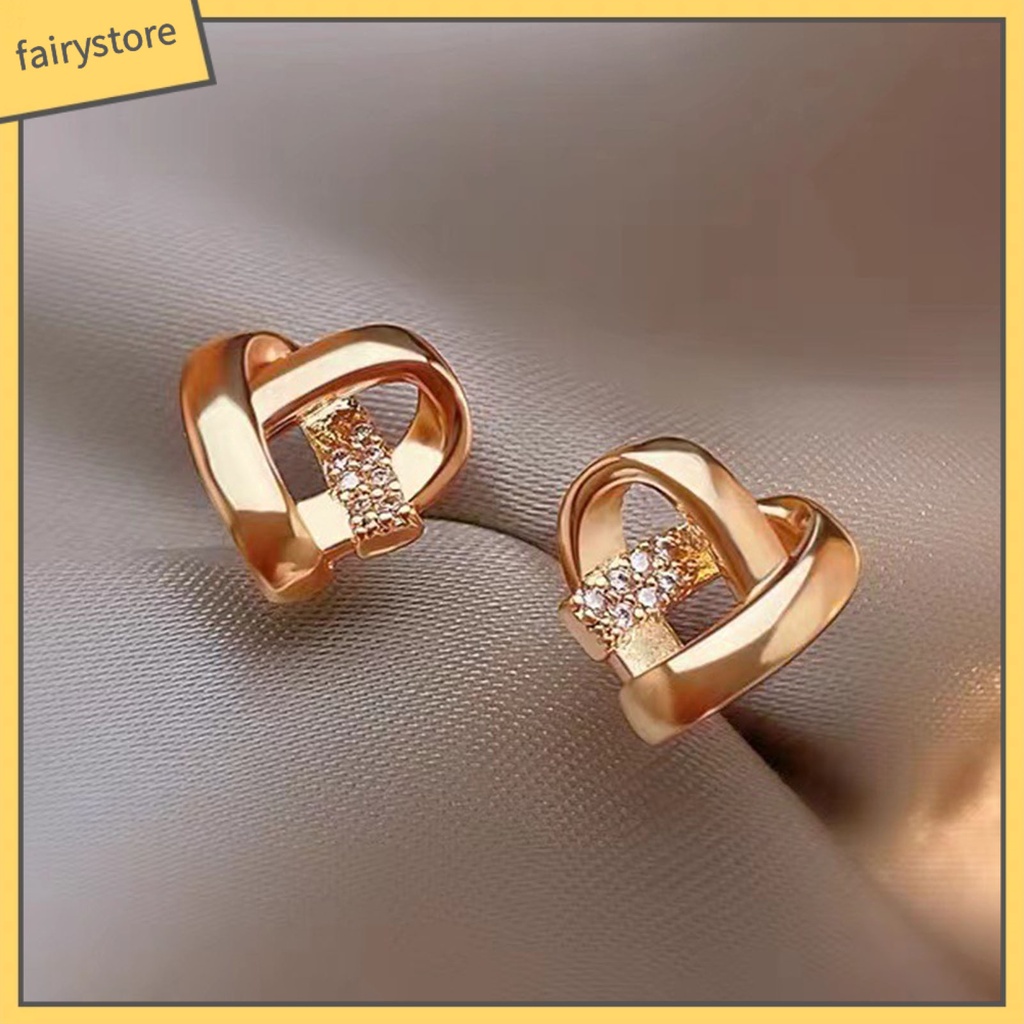 1 Đôi Bông Tai Hình Trái Tim Đan Chéo Đính Đá Lấp Lánh Dành Cho Nữ