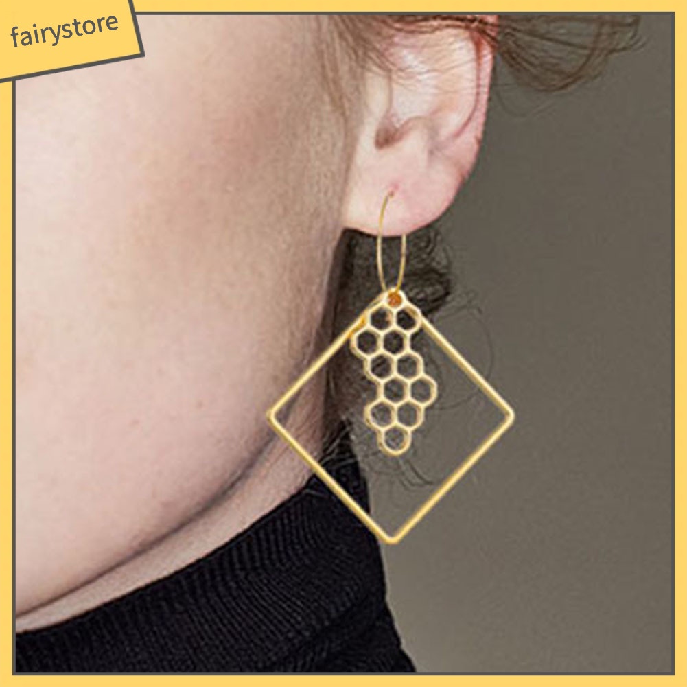 Bông Tai Hình Vuông Thiết Kế Rỗng Thời Trang Dành Cho Nữ