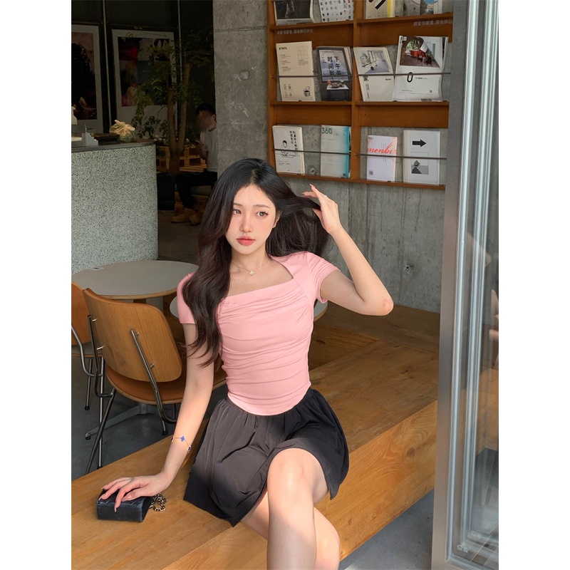 SUXI Set Áo Thun Ngắn Tay Cổ Vuông Và Chân Váy Chữ A Màu Sắc Đơn Giản