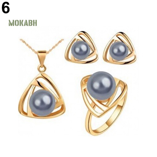 [Mok Abh] Bộ Vòng cổ + Nhẫn + Bông Tai Hình Tam Giác Có Đính Ngọc Trai Giả