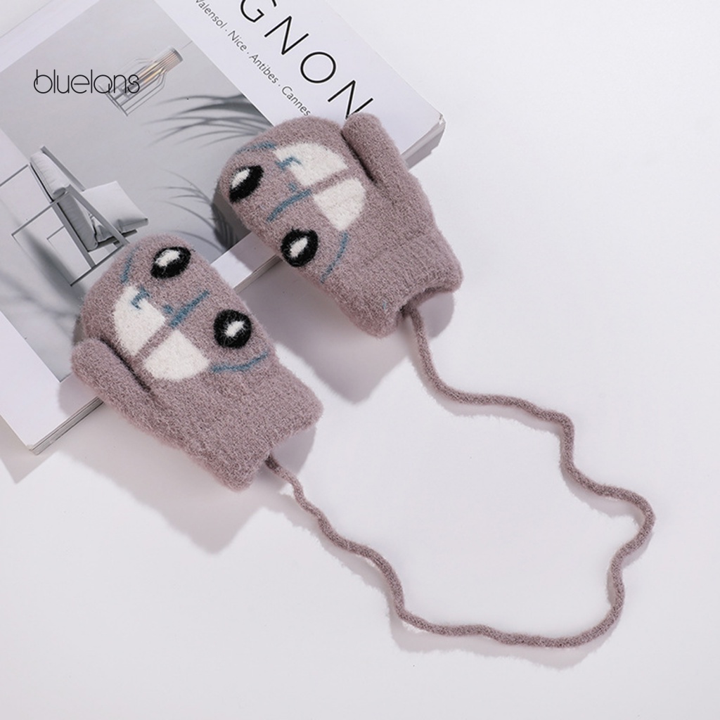 1 Đôi Găng Tay Dày Dặn Siêu Mềm Giữ Ấm Thêu Họa Tiết Hoạt Hình Dễ Thương Cho Bé