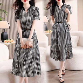 Nữ Thanh Lịch Ánh Sáng Phong Cách Trưởng Thành Đi Làm Đơn Giản In Hình Nữ Mùa Hè Phong Cách Mới Phiên Bản Hàn Quốc Thời Trang Cổ Chữ v Eo Eo Eo Ôm Hơn Nhìn Giữa Chiều Dài Đầm Voan Kích Thước Lớn 50KG-100KG 4XL 5XL