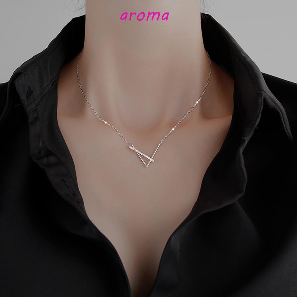 AROMA Vòng Cổ Choker Hình Chữ V Lấp Lánh Thời Trang Cho Nữ