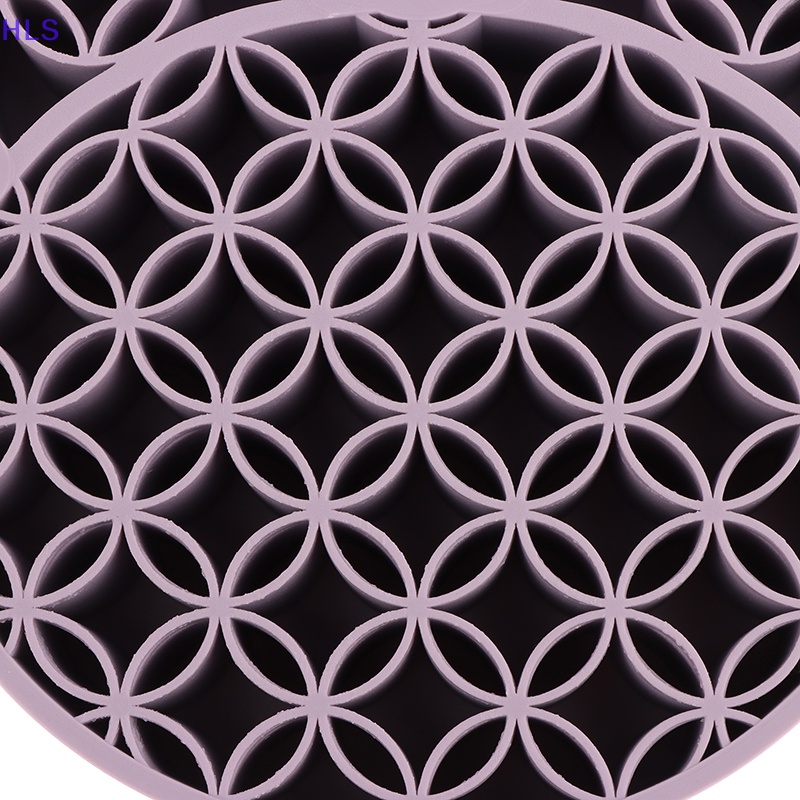 Hộp Đựng Cọ Trang Điểm / Son Môi Bằng Silicone Tiện Dụng