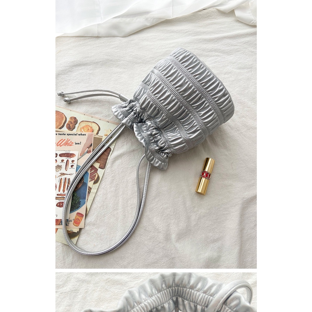 Túi Da Mềm Xếp Ly Phối Dây Rút Xinh Xắn Theo Phong Cách Hàn Quốc