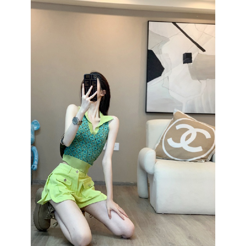 New lapel camisole for girls design sense niche interior fluorescent color tooling shorts suit all-match neck top T-shirt shorts two-piece suit