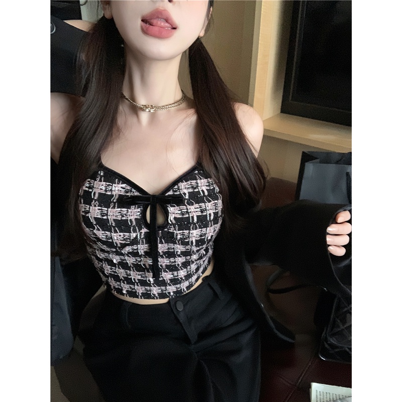 Áo Hai Dây Cổ Chữ V Họa Tiết Sọc Caro Phong Cách Quyến Rũ