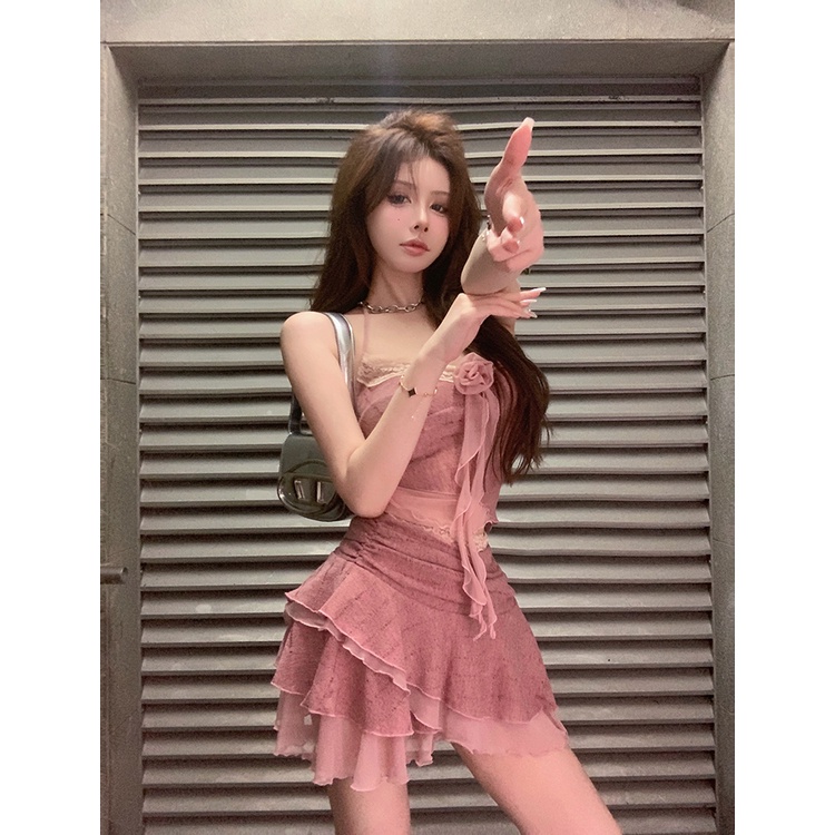 Cô gái Hot Girl!Bộ Trang Phục Múa Ba Lê Hai Mảnh Gồm Áo Hai Dây Dệt Kim Ngắn Và Váy Ngắn Khoét Rỗng Handmade Dành Cho Bạn