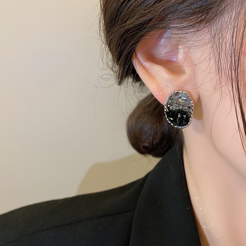 Bông Tai ĐíNh Đá LấP LáNh Sang TrọNg