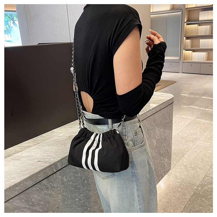 Túi xách đeo vai CHAIKA KILTER bằng nylon màu trơn xu hướng cổ điển đáng yêu thời trang phong cách mới cá tính cho nữ