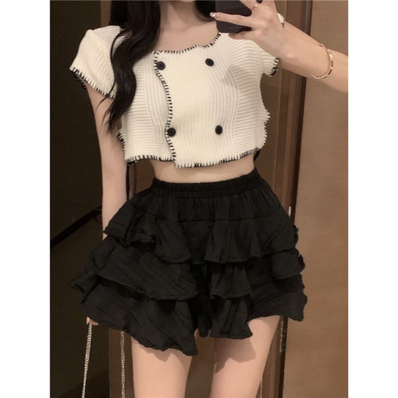 Set Áo Thun Ngắn Tay Cổ Vuông + Chân Váy Xếp Tầng Lưng Cao Phong Cách Mới Cho Nữ