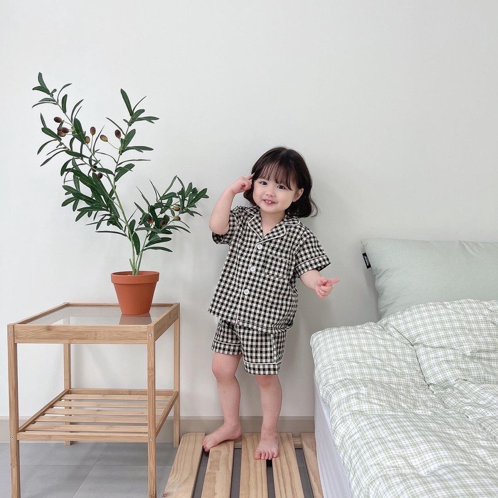 Đồ Bộ Pijama Cho Bé Trai, Bé Gái LOTUKA, Mẫu Quần Áo Trẻ Em Chất Thô Hàn Cao Cấp Họa Tiết Kẻ Caro Xinh Xắn Size 4-18kg