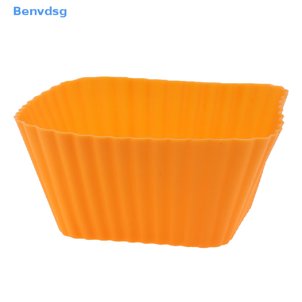 Set 1 / 6 Khuôn Silicone Làm Bánh Hình Vuông 7cm Tiện Dụng