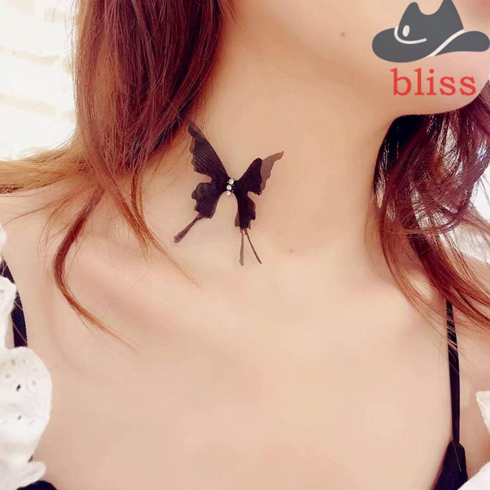 Vòng cổ Trong Suốt Mặt Hình Bướm Thời Trang Cho Nữ