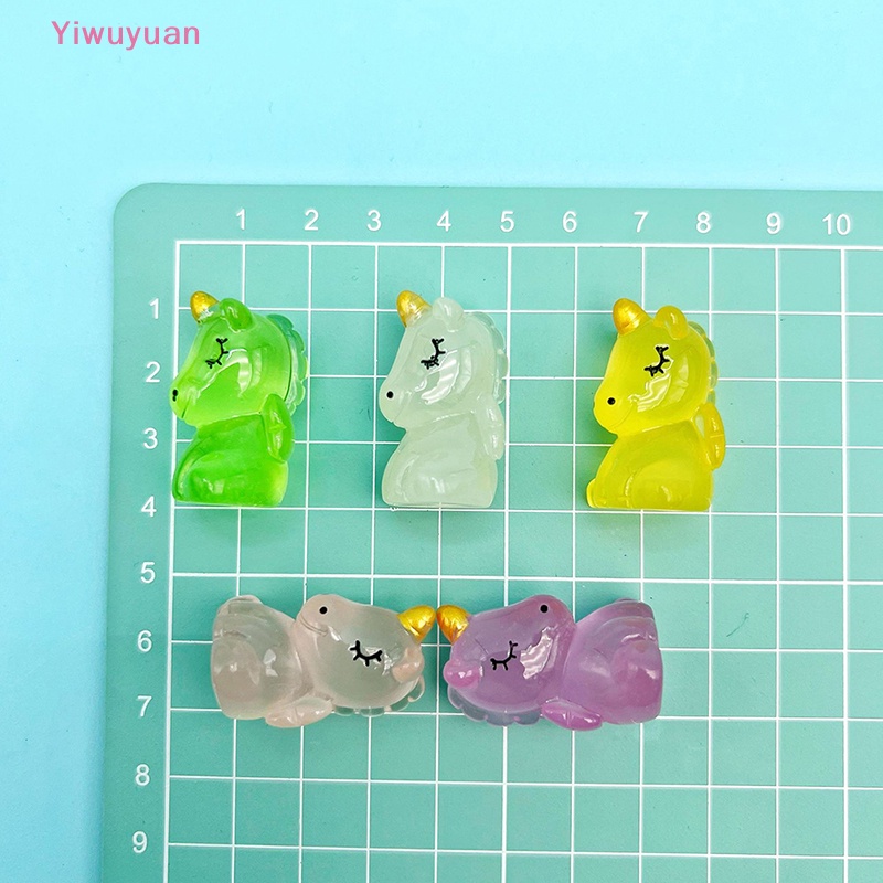 Bộ 2 Đồ trang trí Ngựa Hoạt Hình Phát Sáng Bằng Nhựa Resin Trang Trí Tiểu Cảnh Mới