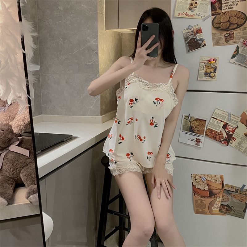 Bộ Đồ Ngủ Hai Mảnh Áo Hai Dây Phối Quần Short In Họa Tiết Hoa Cherry Thời Trang Mùa Hè Quyến Rũ Cho Nữ